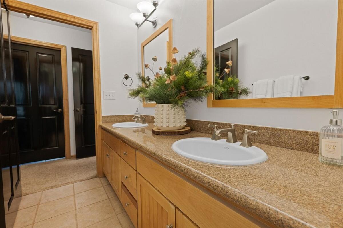 New Serenity Lodge Base Of Snow Summit Hot Tub Big Bear Lake Esterno foto